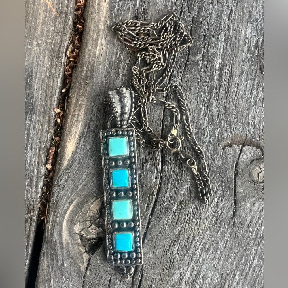 Beautiful Sterling turquoise necklace